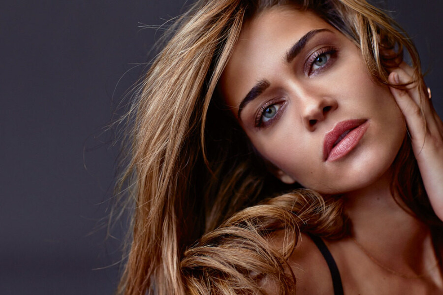 Ana Beatriz Barros