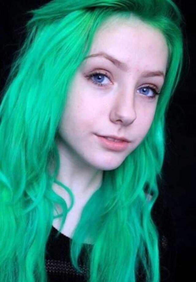 Girl with green hair