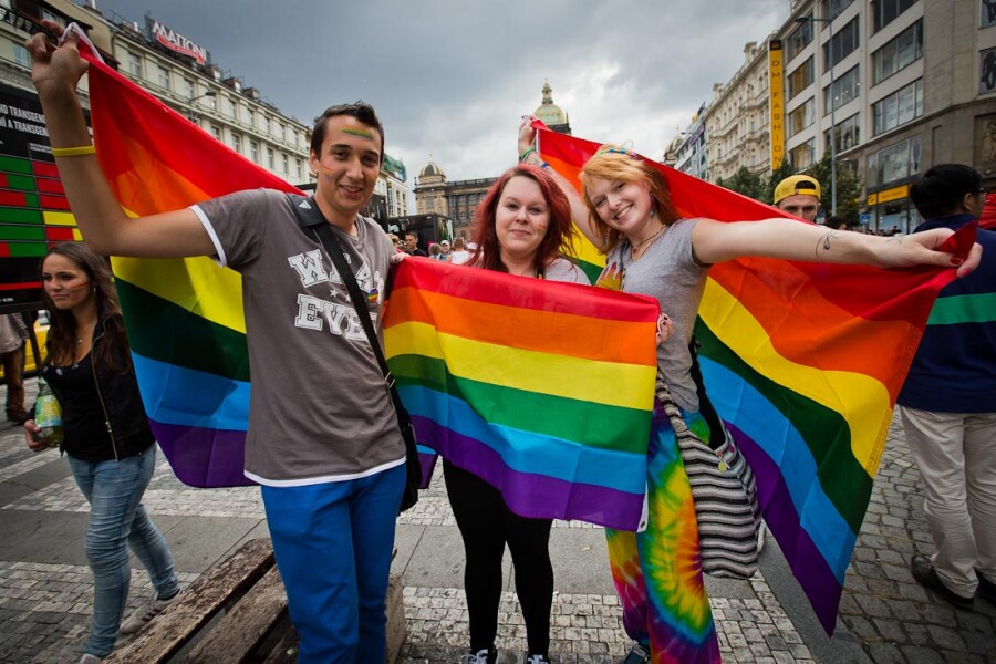 What do we know about LGBT people in Russia? Why they are not loved and what is the law?/> </figure><h2>LGBT rights in Russia</h2><p>“They simply do not exist,” they will tell you. And they will be, in general, right. </p><p>Representatives of non-traditional orientation do not have the opportunity to marry. And consequently, they are deprived of many accompanying privileges. </p><p>“My girlfriend and I have been together for 15 years, 5 of them in an official marriage, we concluded it in Denmark. In Europe, we are an official family, in Russia we are nothing at all, ”the revelations of one girl.</p><p>The same applies to the adoption of children – either a married couple or one person can do this.</p><h2 >LGBT law in Russia</h2><p>Let's consider the most basic laws, amendments and regulations:</p><ul><li>1993 – decriminalization of same-sex relationships;</li><li>1997 – depathologization of homosexuality; </li><li>The Federal Law of June 29, 2013 banned propaganda of homosexuality among minors;</li></ul><figure class=