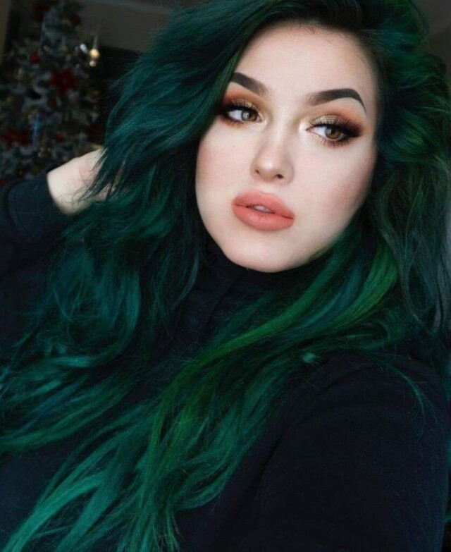 Girl with green hair